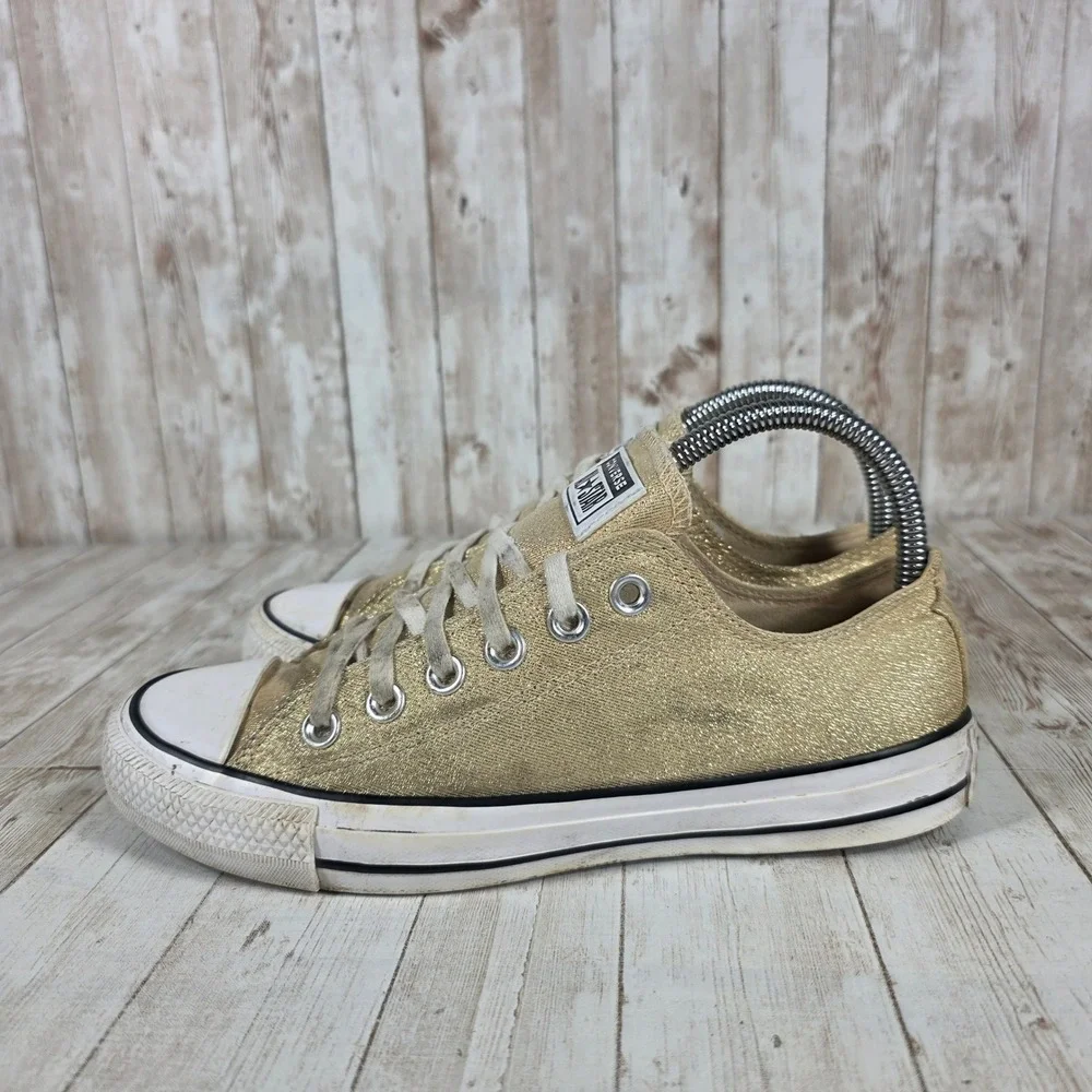 Converse Chuck Taylor All Star Low Top Glitter Gold Sneakers‎ Women's Size 7 - Picture 2 of 8